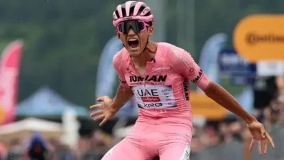 Del Toro extends Giro lead as Yates drops to third