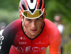 Tarling & Roglic crash out of Giro on stage 16